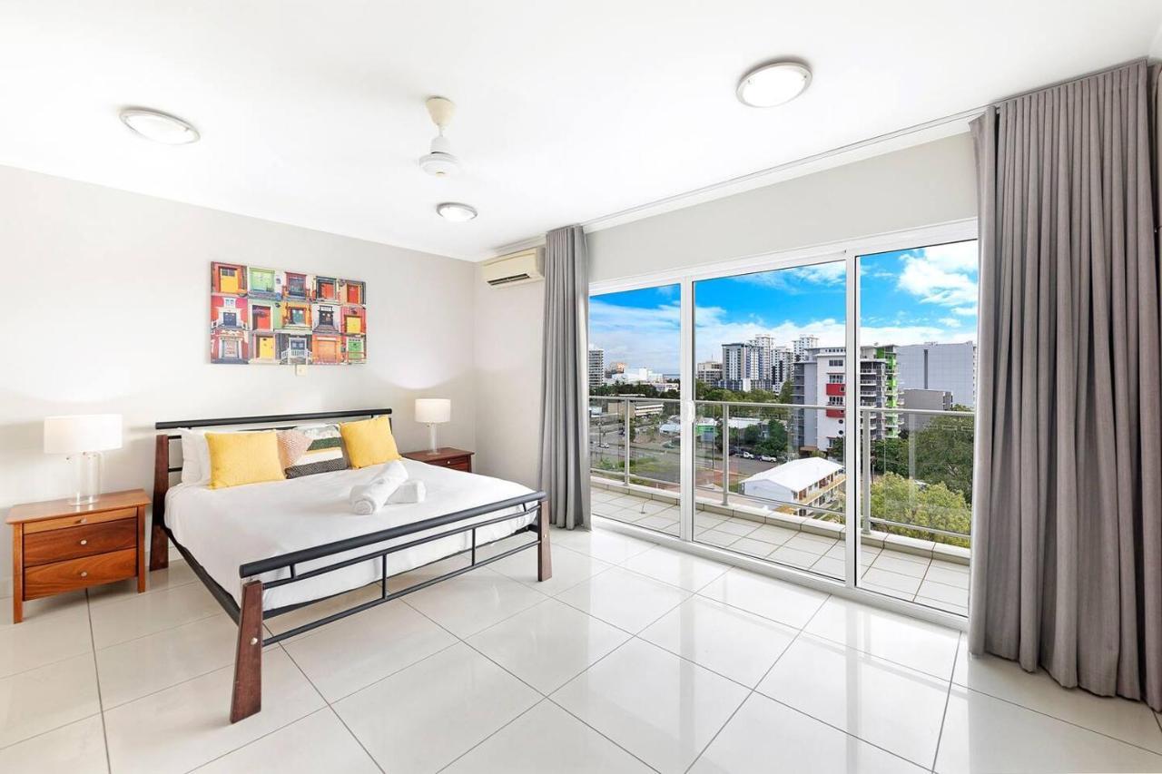 Discover A Bright Oasis In The Heart Of Apartment